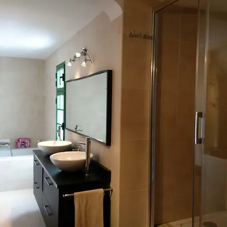 Ocean & Fire Feriehus